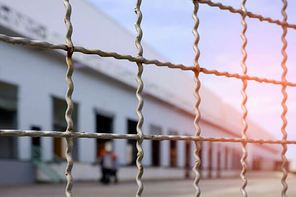 Commercial fence installation for businesses in 