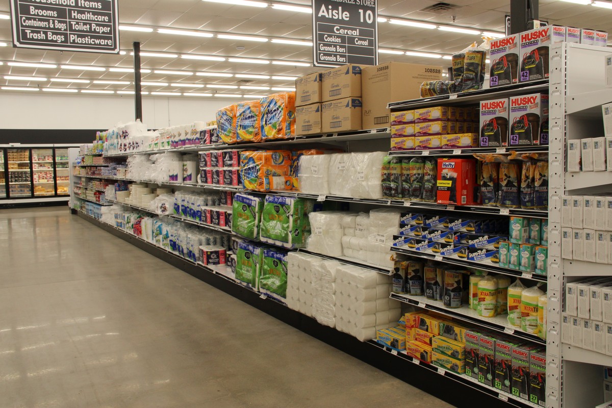 What Grocery Stores Typically Have: A Shopper’s Guide